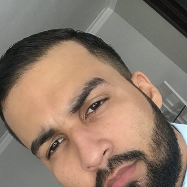 Julio M. - Freelance Brand Designer