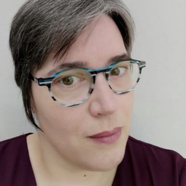 Celine V. - Freelance Writer