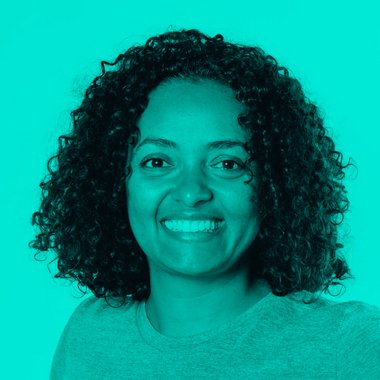 Sara V. - Freelance Brand Designer