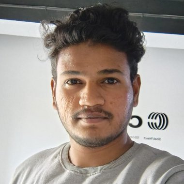 SHIVA D. - Freelance Developer