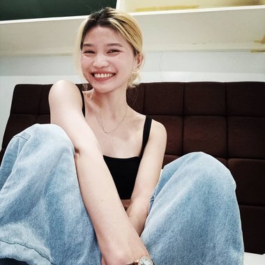 Jonna M. - Freelance Social Media Manager