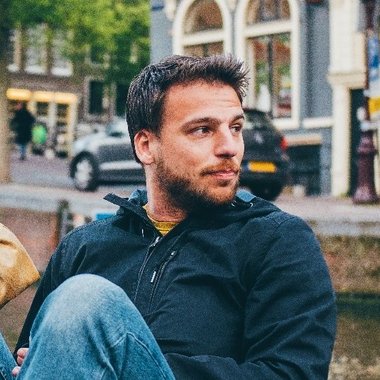 Qarrassa M. - Freelance Mastering Engineer