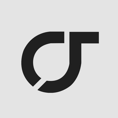 Chanel L. - Freelance Photoshop Editor