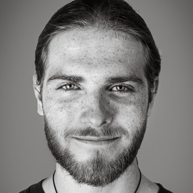 Milo r. - Freelance Content Producer