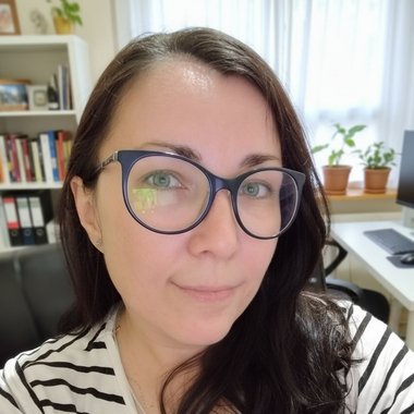 Elena D. - Freelance Web Developer