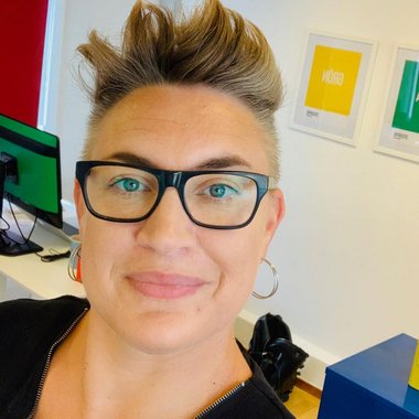Ann-Sofie D. - Freelance Graphic Designer