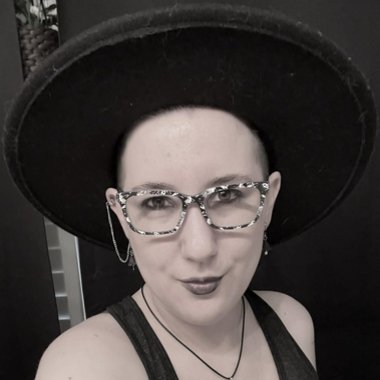 Tess R. - Freelance Production Assistant