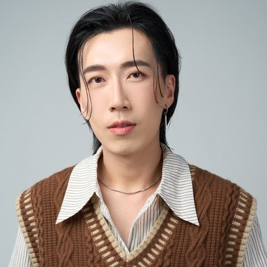 FELIX L. - Freelance Choreographer