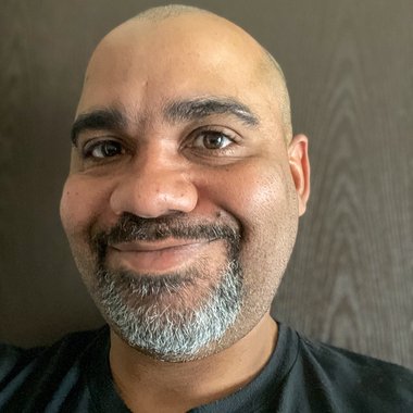 Marshall I. - Freelance Writer