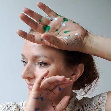 KatarynaIvanova - Freelance Graphic Designer