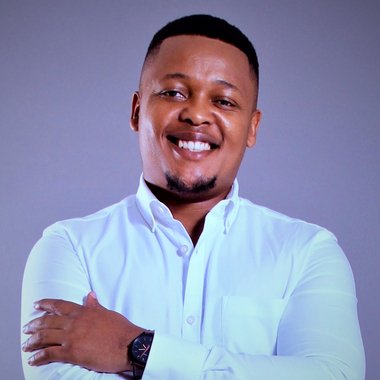 Daniel R. - Freelance Web Developer