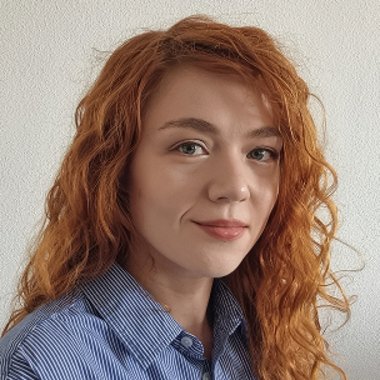 Marina G. - Freelance Designer