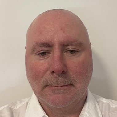 Robert M. - Freelance Developer