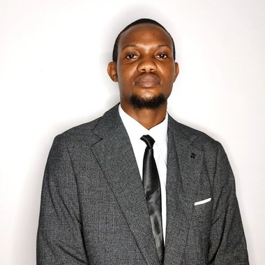 Tomiwa O. - Freelance Web Developer