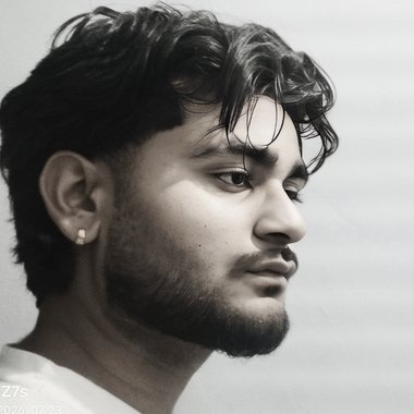 Karanveer T. - Freelance Motion Graphic Designer