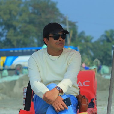 Zahid S. - Freelance Web Designer