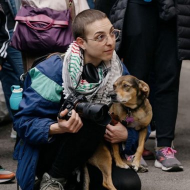 Elle B. - Freelance Videographer