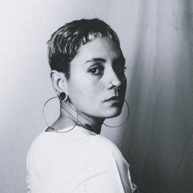 ANNA M. - Freelance Video Editor