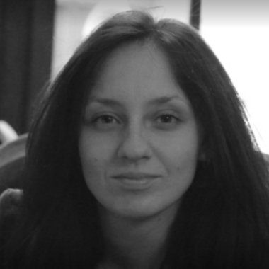 alina9900 - Freelance Graphic Designer