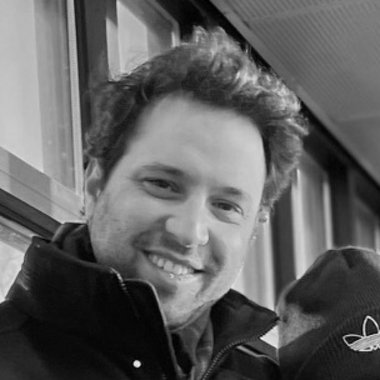 Vasco O. - Freelance Interior Designer