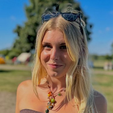 Zara M. - Freelance Production Coordinator