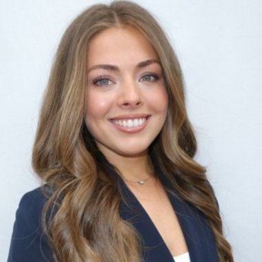 Emma K. - Freelance Video Editor