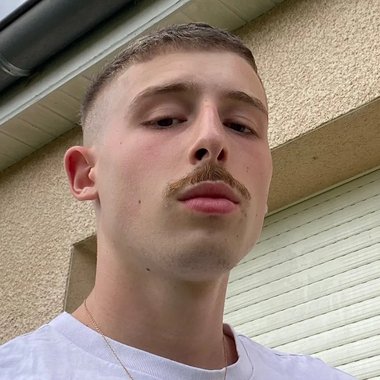 Sofiane D. - Freelance Motion Graphic Designer