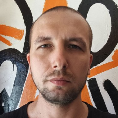 Pavlo T. - Freelance Content Creator