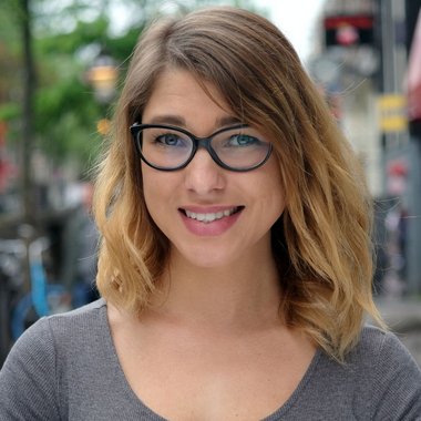 Ellis S. - Freelance Digital Marketer