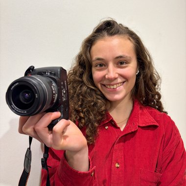 Laurie P. - Freelance Graphic Designer