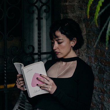 Macarena L. - Freelance Logo Designer