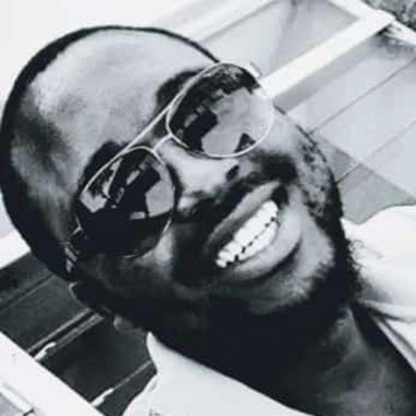 Evans R. - Freelance Programmer