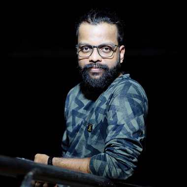 Jijo V. - Freelance Brand Designer