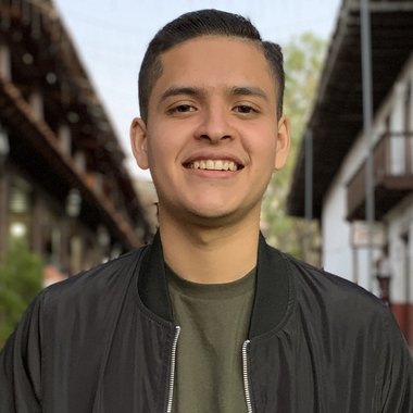 Cesar Z. - Freelance Digital Marketer