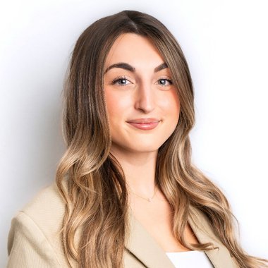 Audrey J. - Freelance Social Media Freelancer