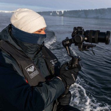 CreativeLensSeeker - Freelance Photographer