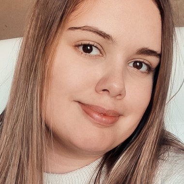 Angelique O. - Freelance Creative Director