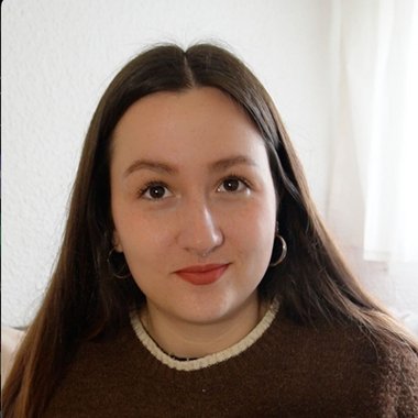 Emma - Freelance Assistant Editor