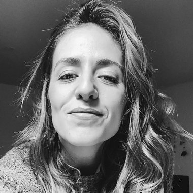 Ana T. - Freelance Graphic Designer