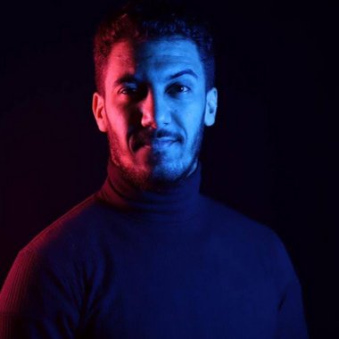 ilyas (. - Freelance Motion Graphic Designer