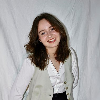 Samantha W. - Freelance Arranger