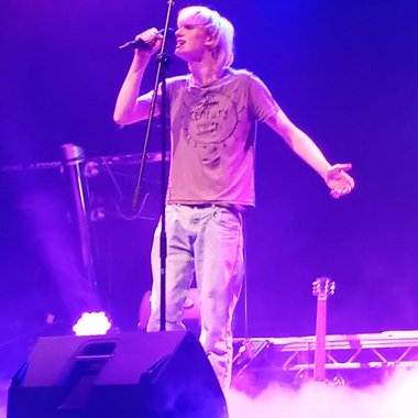 Emile N. - Freelance Vocalist