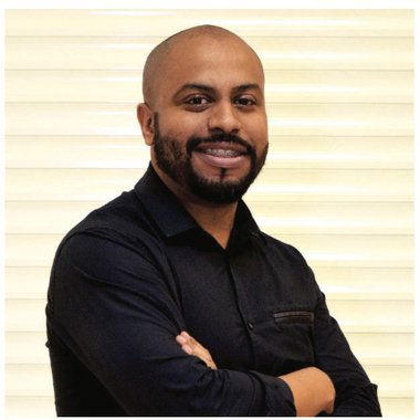 Eduar M. - Freelance Video Editor
