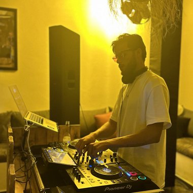 DJ A. - Freelance Dj