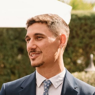 JESÚS P. - Freelance Brand Designer