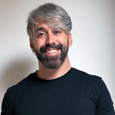 Marco Z. - Freelance Logo Designer