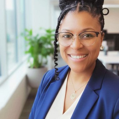 Stefanie H. - Freelance Social Media Freelancer