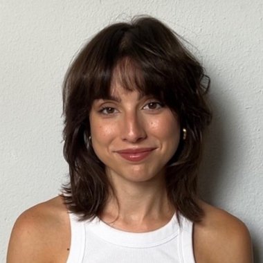 Ana C. - Freelance Social Media Freelancer