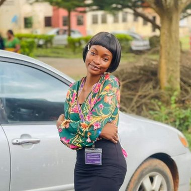 Favourblack - Freelance Graphic Designer