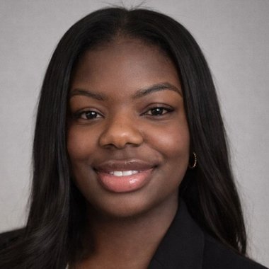 Kerry M. - Freelance Content Creator